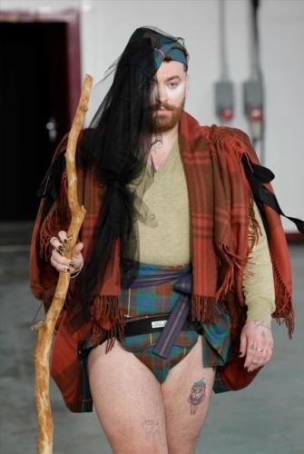 10 Iconic Runway Moments Proving the Fashion World Is Truly Astonishing