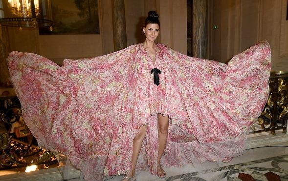 10 Iconic Runway Moments Proving the Fashion World Is Truly Astonishing