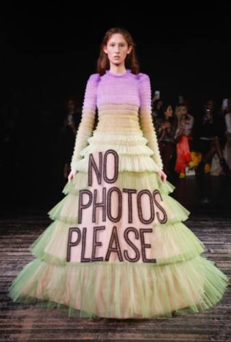 10 Iconic Runway Moments Proving the Fashion World Is Truly Astonishing