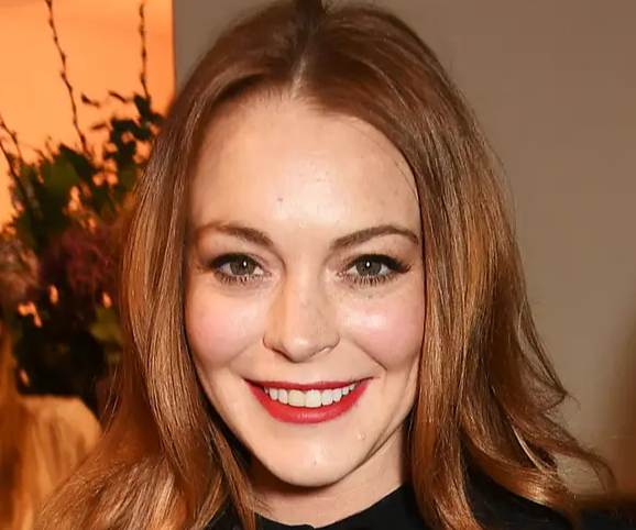 Top 11 Hollywood Stars Attacked by Stalkers: Justin Bieber Was Almost Castrated!