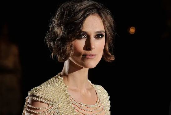 Top 11 Hollywood Stars Attacked by Stalkers: Justin Bieber Was Almost Castrated!